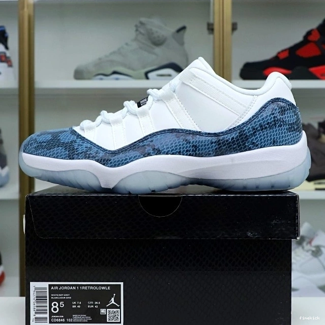 11 Jordan snakeskin” Jordan “navy Air 0116